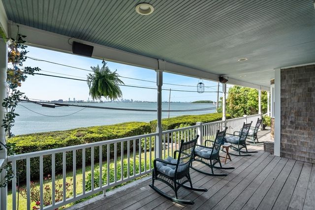 27 Dorchester St, Quincy, MA 02171