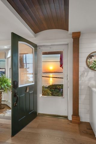 27 Dorchester St, Quincy, MA 02171