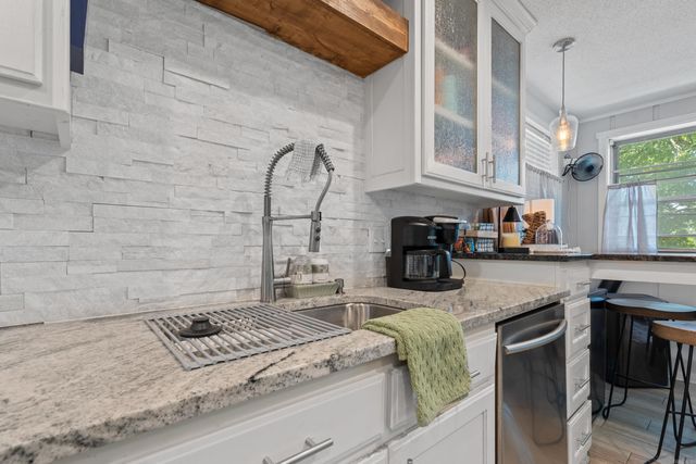 117 Ledgerock Road, Hot Springs, AR 71913