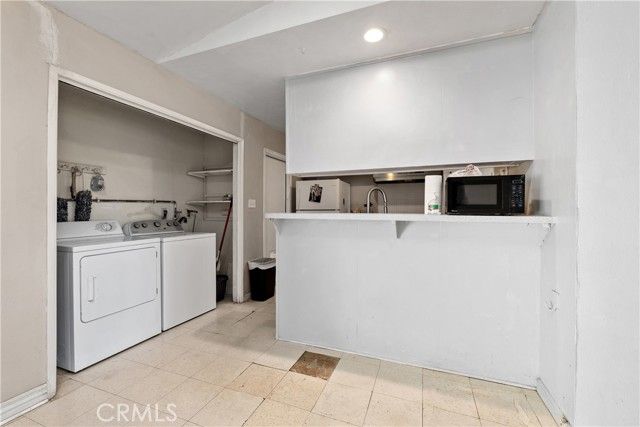 22943 cantlay Street, West Hills (los Angeles), CA 91307