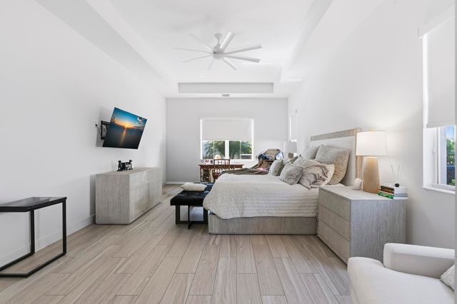 9921 Regency Way, Palm Beach Gardens, FL 33412