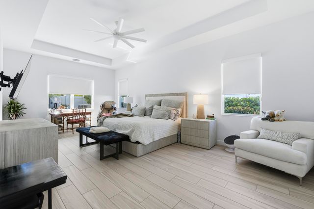 9921 Regency Way, Palm Beach Gardens, FL 33412