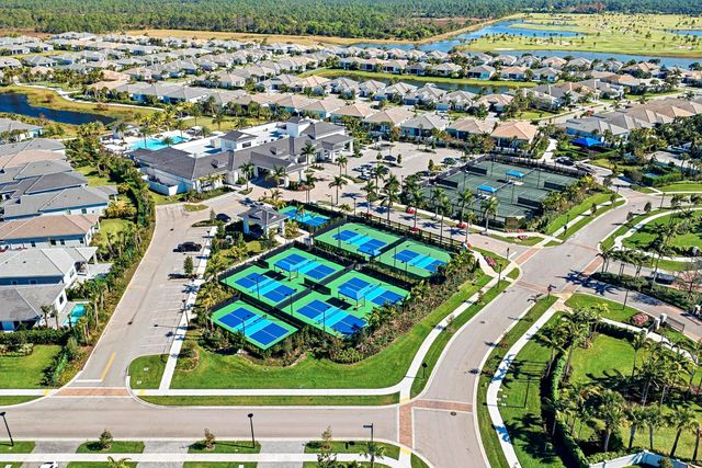 9921 Regency Way, Palm Beach Gardens, FL 33412