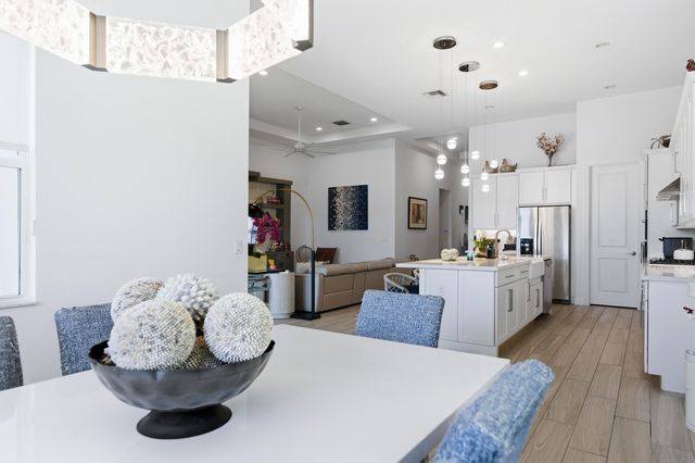 9921 Regency Way, Palm Beach Gardens, FL 33412