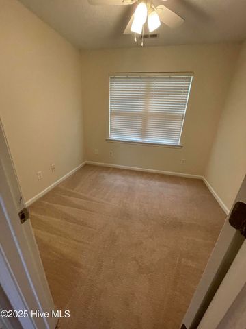 71 Crush Court, Swansboro, NC 28584