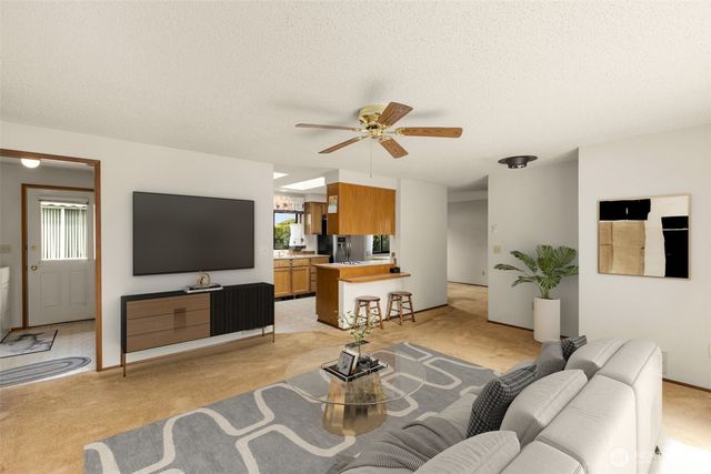 24124 8th Place W, Bothell, WA 98021