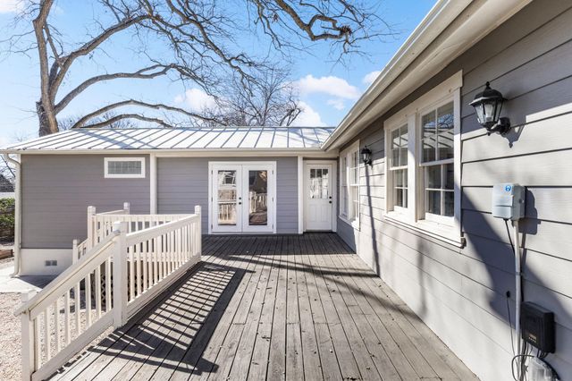 4517 Bull Creek RD, Austin, TX 78731