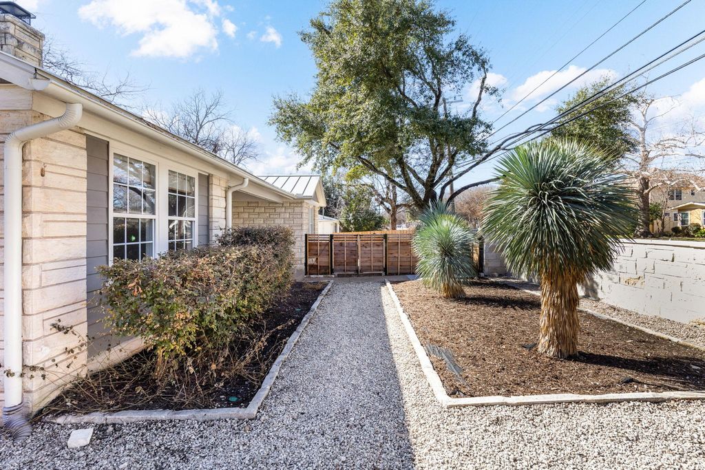 4517 Bull Creek RD, Austin, TX 78731