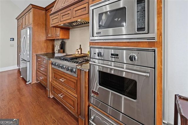 6425 Spinnaker Lane, Alpharetta, GA 30005