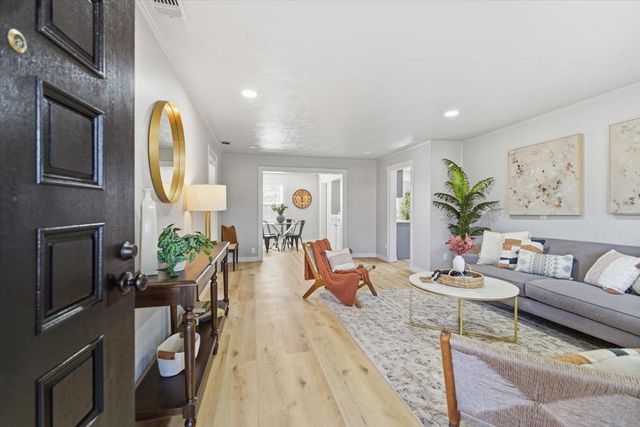 7560 Baird Way, Citrus Heights, CA 95610