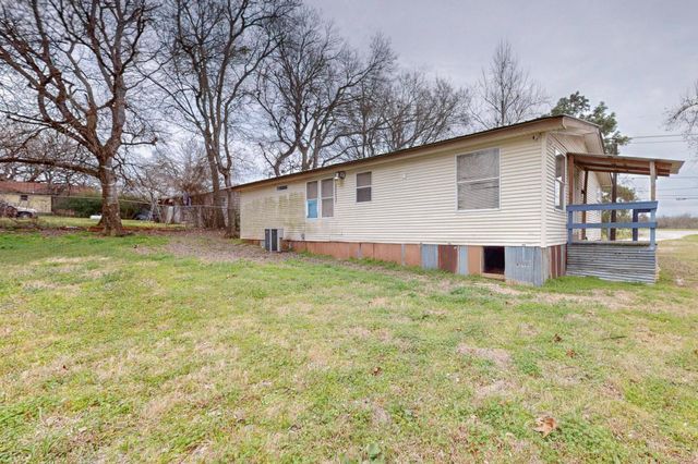 262 Highway 290 E, Elgin, TX 78621