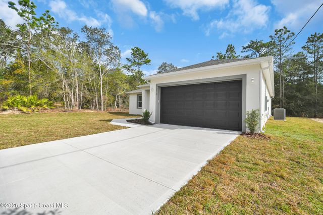 8736 N Vince Drive, Dunnellon, FL 34434