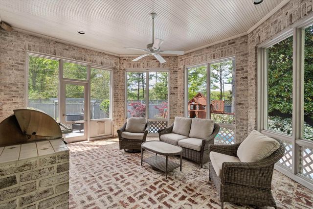 6032 EVENSONG CV, Memphis, TN 38120