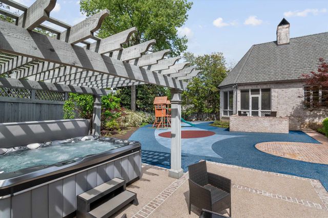 6032 EVENSONG CV, Memphis, TN 38120