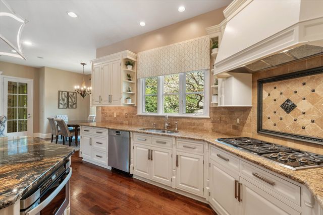 6032 EVENSONG CV, Memphis, TN 38120