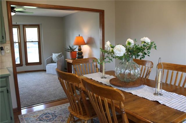 1012 SW Eastman Street, Blue Springs, MO 64015
