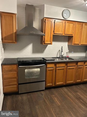 2712 SEARS ST, Philadelphia, PA 19146
