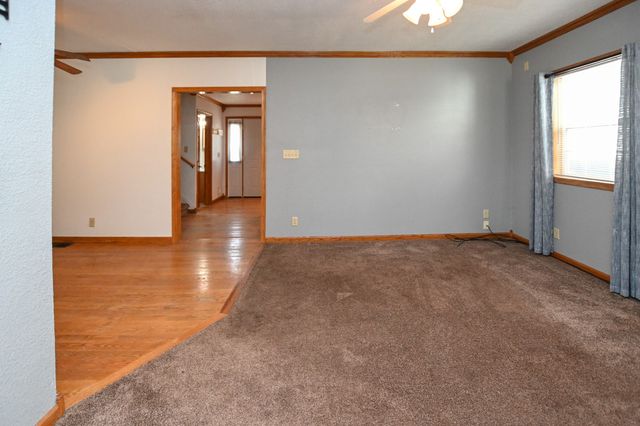 1322 J Street SW, Cedar Rapids, IA 52404