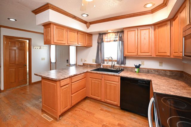 1322 J Street SW, Cedar Rapids, IA 52404