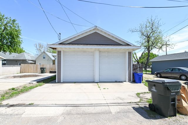 1322 J Street SW, Cedar Rapids, IA 52404