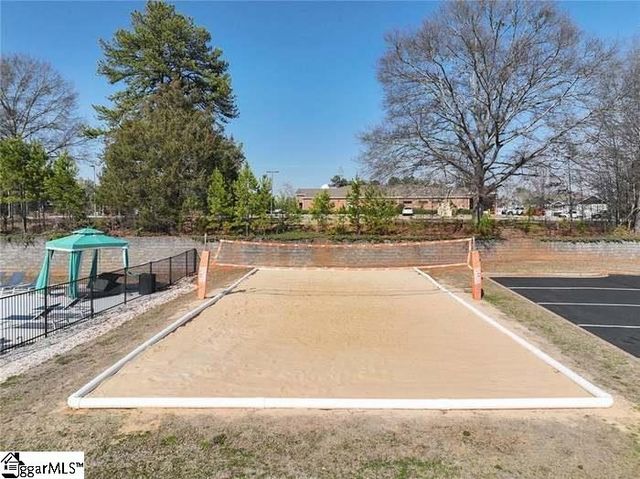 118 University Village Drive, Central, SC 29630