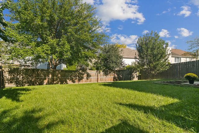 1432 NEWPORT Lane, Mundelein, IL 60060