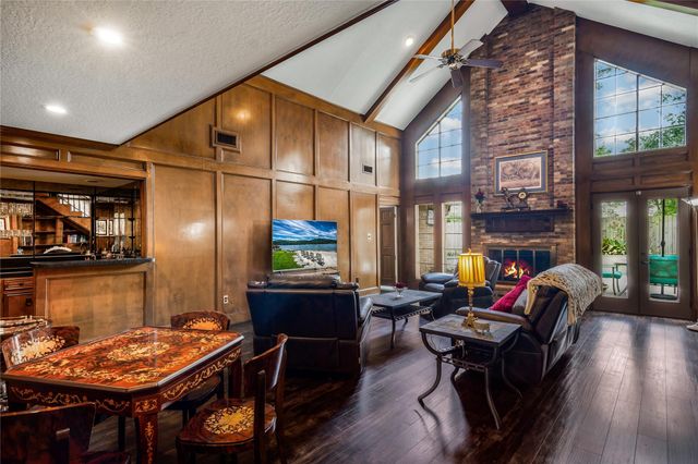 15610 Winmoss Court, Houston, TX 77068