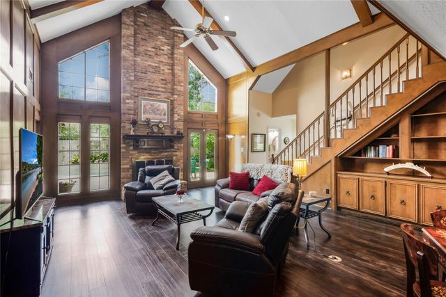 15610 Winmoss Court, Houston, TX 77068