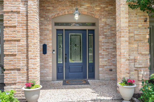 15610 Winmoss Court, Houston, TX 77068