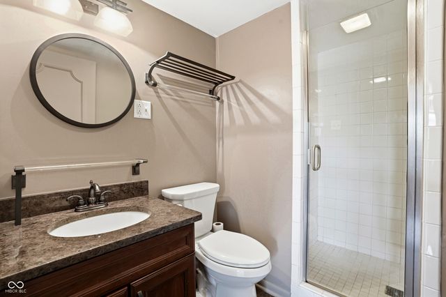 25 E 40th Street APT 6B, Indianapolis, IN 46205