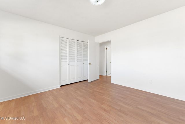 13013 Cambridge Boulevard, Ocean Springs, MS 39564