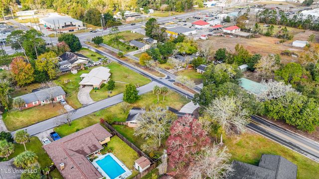 13013 Cambridge Boulevard, Ocean Springs, MS 39564