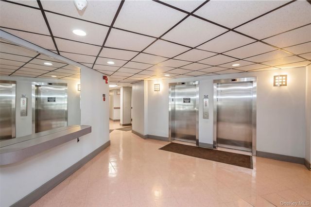 135 Post Avenue 2Q, Westbury, NY 11590