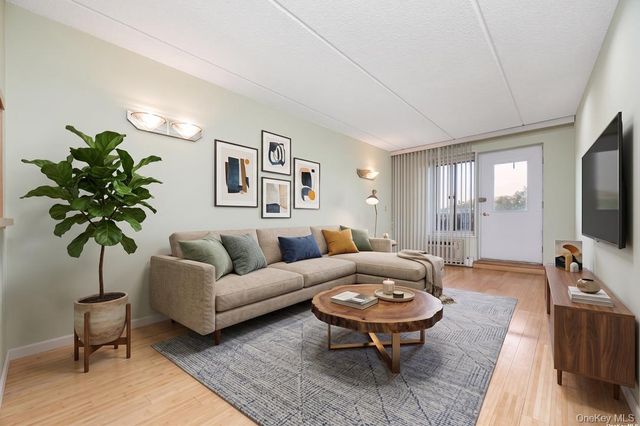 135 Post Avenue 2Q, Westbury, NY 11590