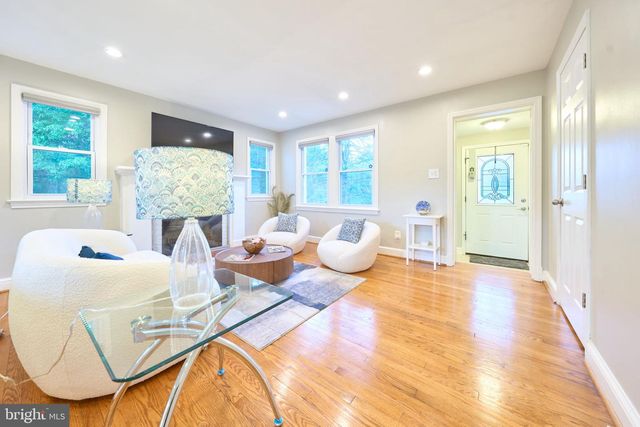 3533 WOODBURN RD, Annandale, VA 22003