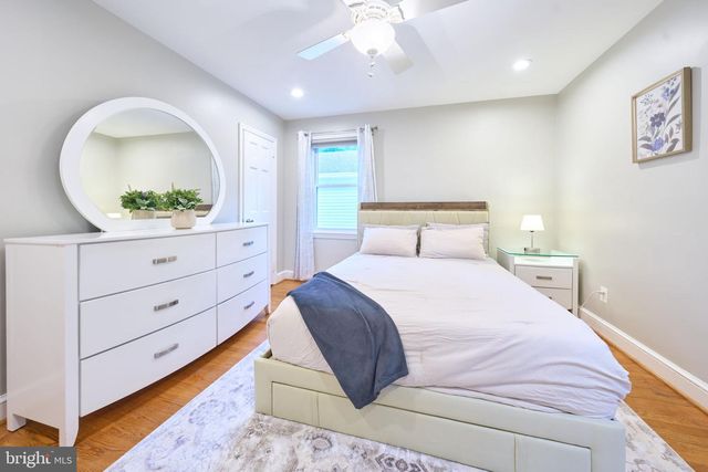 3533 WOODBURN RD, Annandale, VA 22003