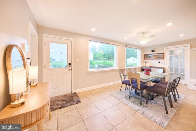 3533 WOODBURN RD, Annandale, VA 22003