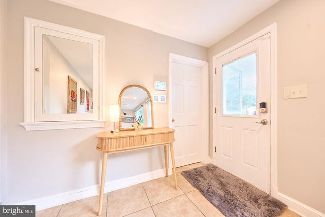 3533 WOODBURN RD, Annandale, VA 22003