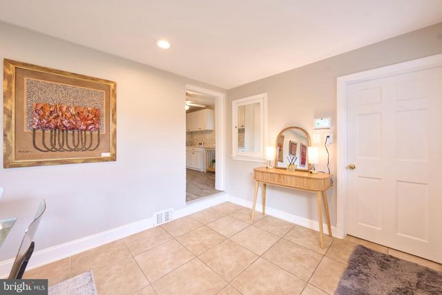 3533 WOODBURN RD, Annandale, VA 22003