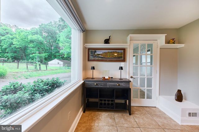 3533 WOODBURN RD, Annandale, VA 22003