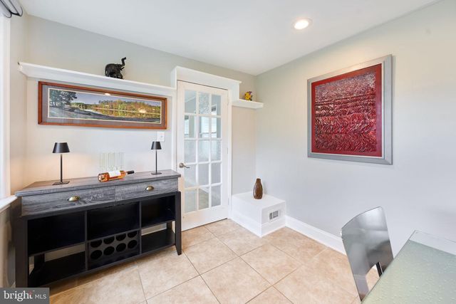 3533 WOODBURN RD, Annandale, VA 22003