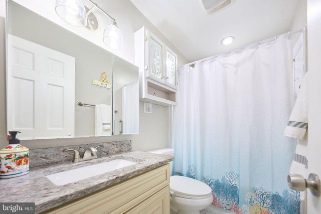 3533 WOODBURN RD, Annandale, VA 22003