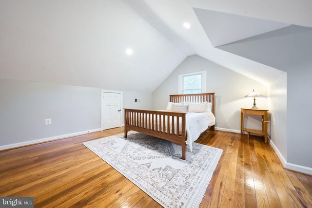 3533 WOODBURN RD, Annandale, VA 22003
