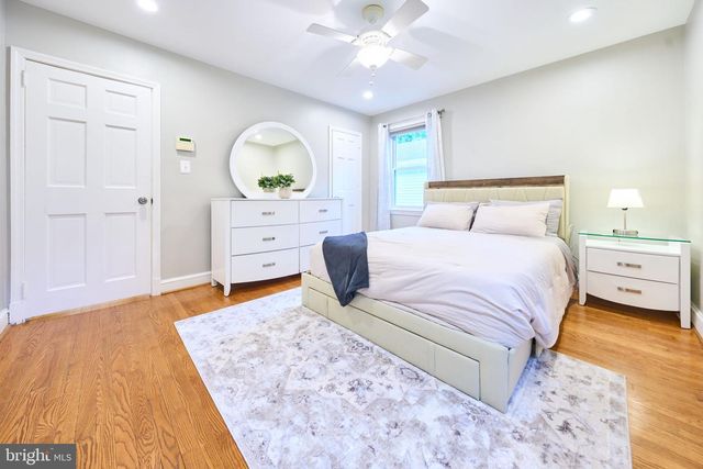 3533 WOODBURN RD, Annandale, VA 22003
