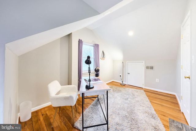 3533 WOODBURN RD, Annandale, VA 22003