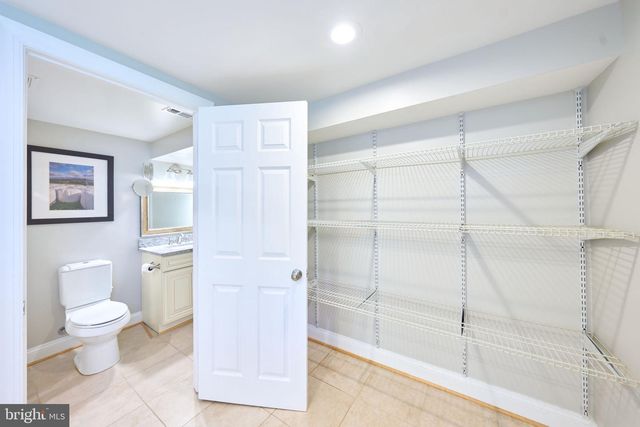 3533 WOODBURN RD, Annandale, VA 22003