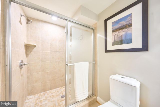 3533 WOODBURN RD, Annandale, VA 22003