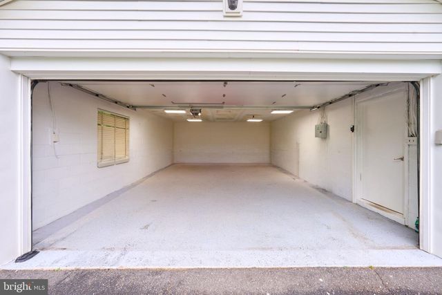 3533 WOODBURN RD, Annandale, VA 22003