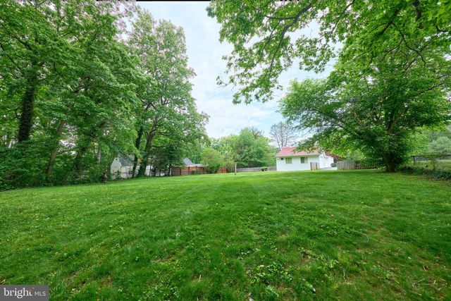 3533 WOODBURN RD, Annandale, VA 22003