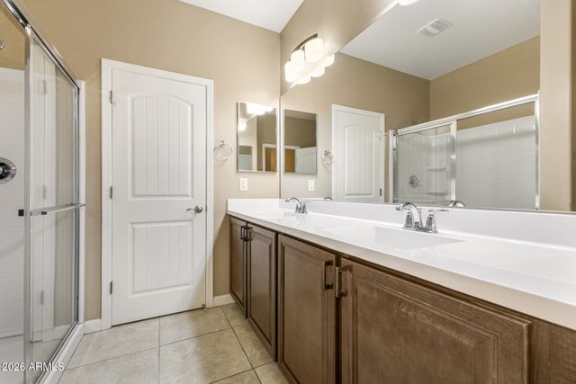 1367 S COUNTRY CLUB Drive 1187, Mesa, AZ 85210